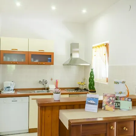 度假居 House With A Parking Space - 22433 *