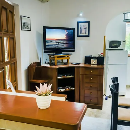 House With A Parking Space - 22433 * プーラ