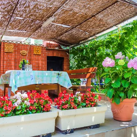 House With A Parking Space - 22433 プーラ