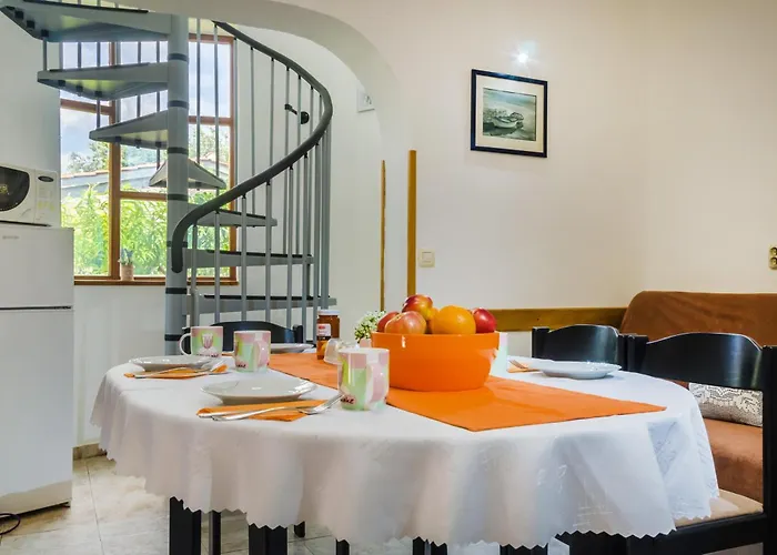 House With A Parking Space - 22433 Holiday home