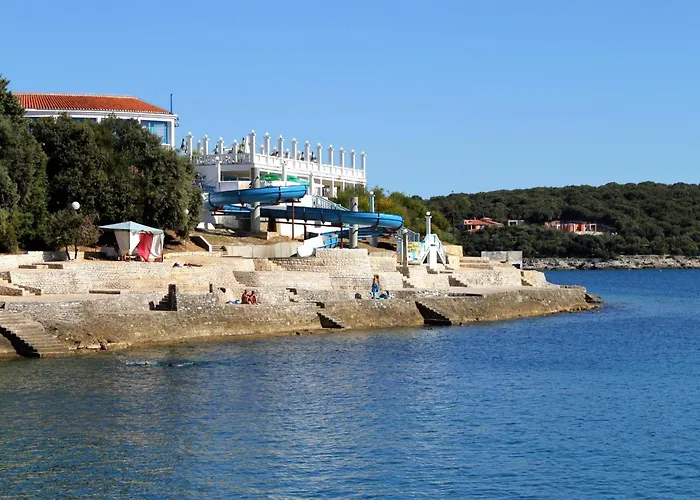 House With A Parking Space - 22433 * Пула